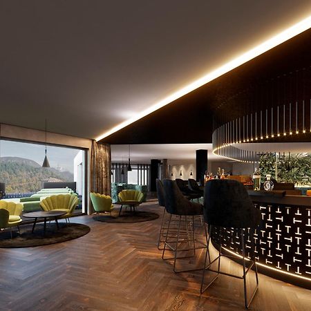 Tirolensis Hotel Тесимо Екстериор снимка